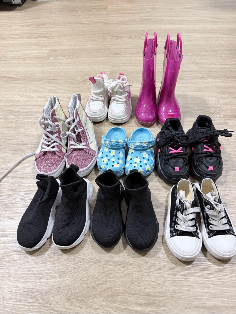 Kids shoe bundle
